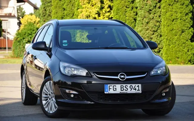 OPEL Astra 1.4 Turbo Active