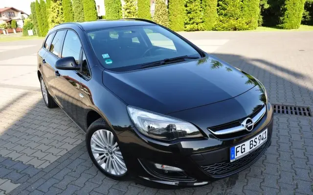 OPEL Astra 1.4 Turbo Active