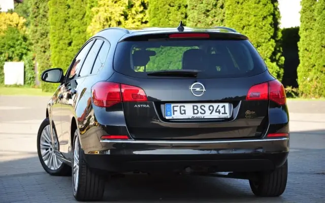 OPEL Astra 1.4 Turbo Active