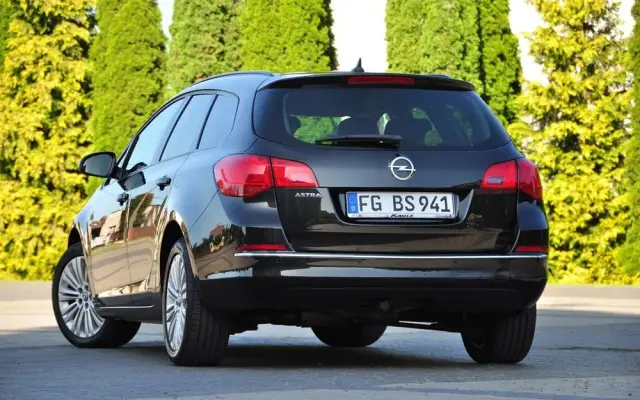 OPEL Astra 1.4 Turbo Active