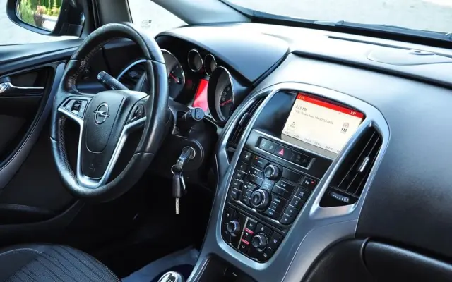 OPEL Astra 1.4 Turbo Active