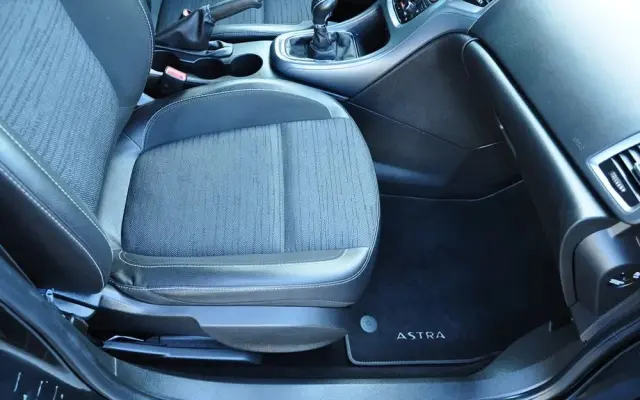 OPEL Astra 1.4 Turbo Active