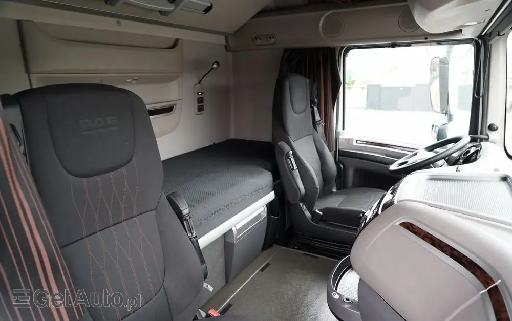 DAF XF 480 / SUPER SPACE CAB / KLIMA POSTOJOWA / 