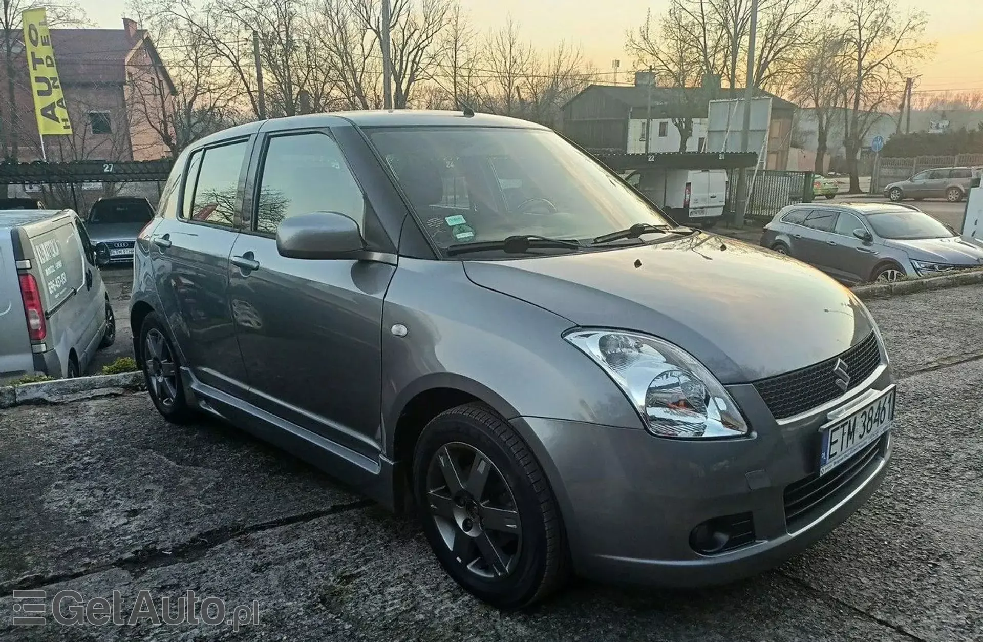 SUZUKI Swift 