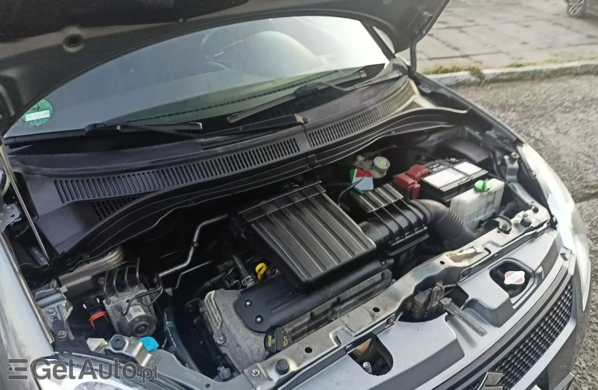 SUZUKI Swift 