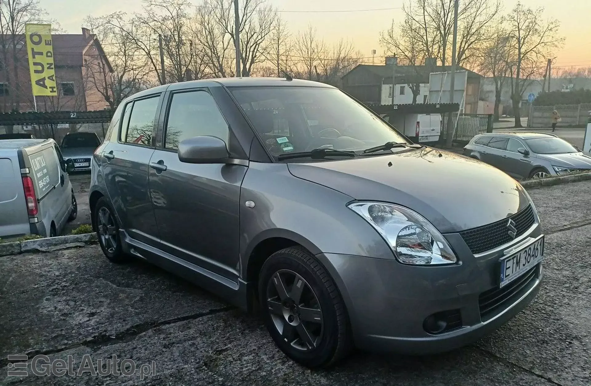 SUZUKI Swift 