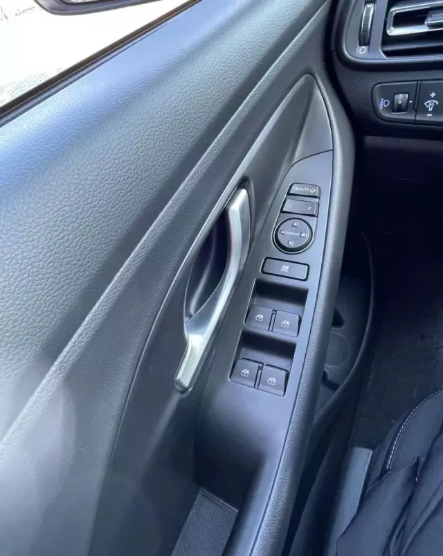 HYUNDAI I30 1.5 T-GDI 48V Smart DCT