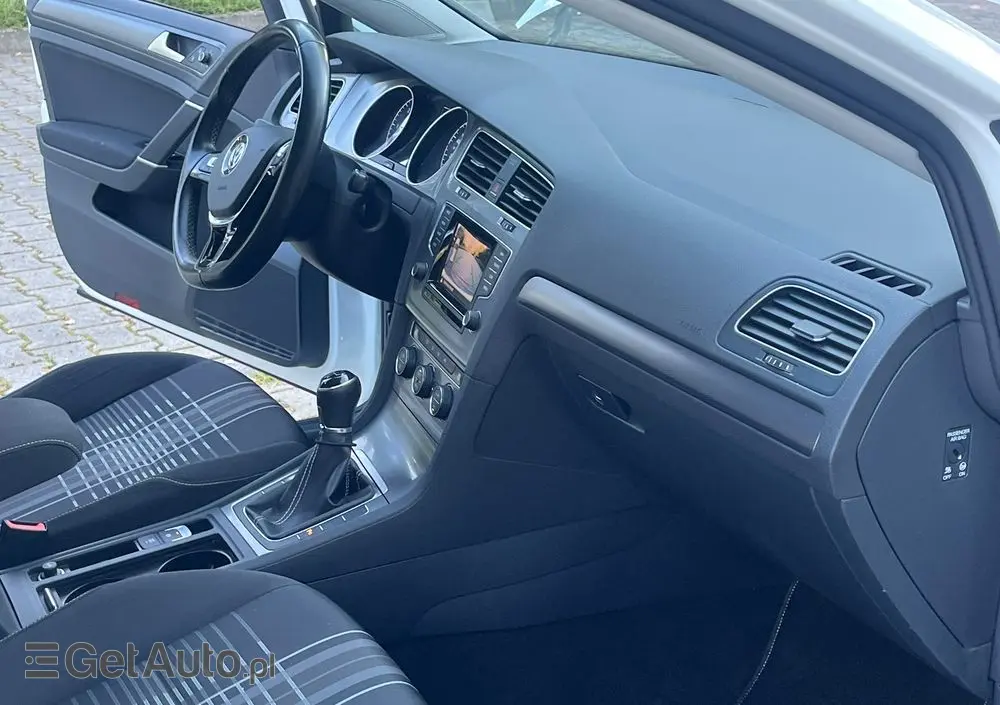 VOLKSWAGEN Golf 1.6 TDI DPF Highline