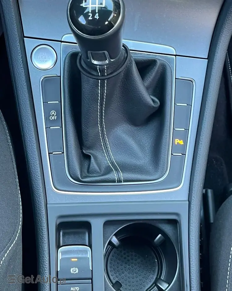 VOLKSWAGEN Golf 1.6 TDI DPF Highline