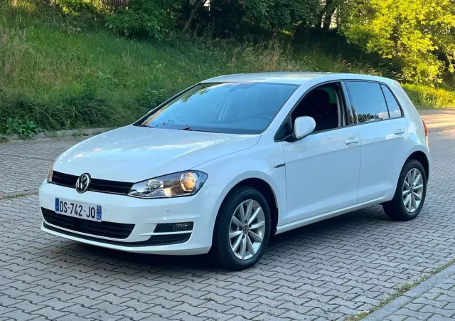 VOLKSWAGEN Golf 1.6 TDI DPF Highline