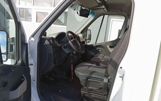 RENAULT Master III Mroźnia 
