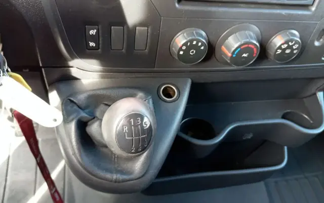 RENAULT Master III Mroźnia 