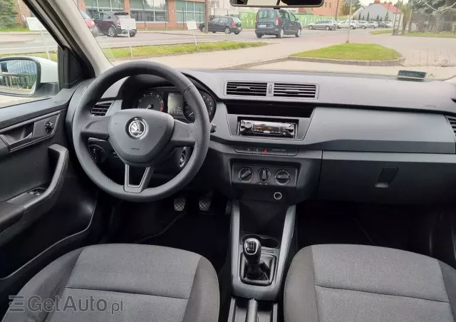 SKODA Fabia 