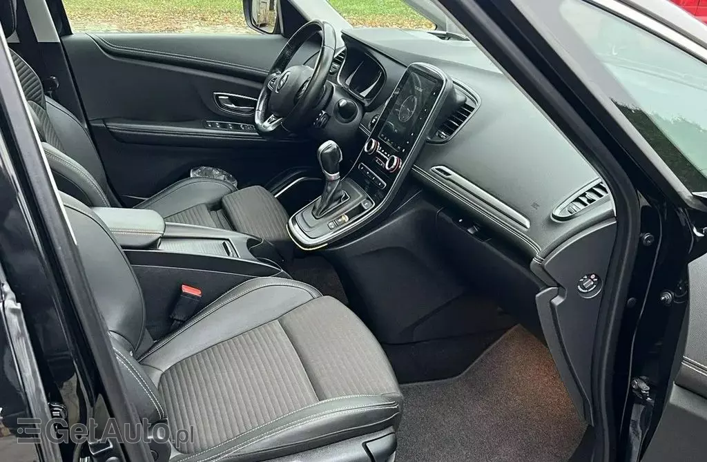 RENAULT Grand Scenic 