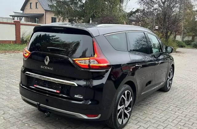 RENAULT Grand Scenic 