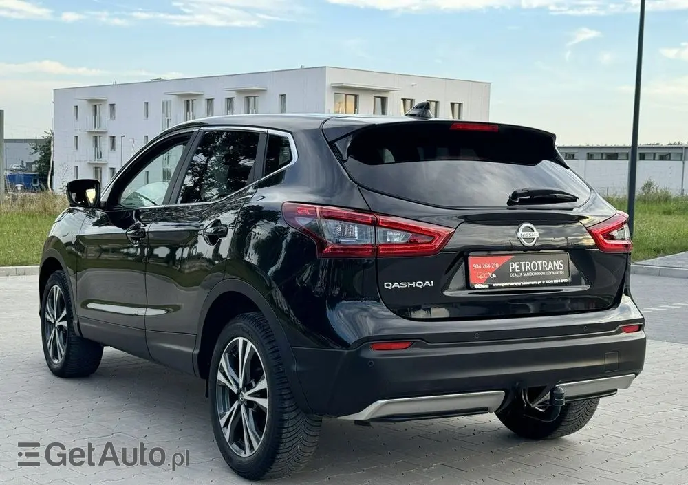 NISSAN Qashqai 1.5 dCi N-Connecta