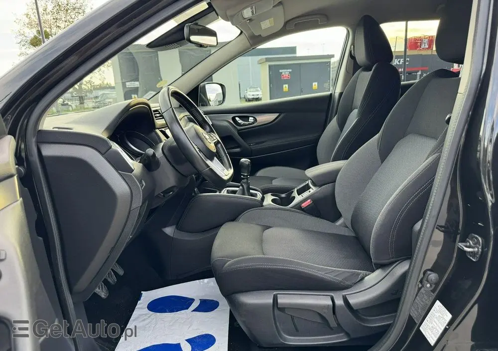 NISSAN Qashqai 1.5 dCi N-Connecta