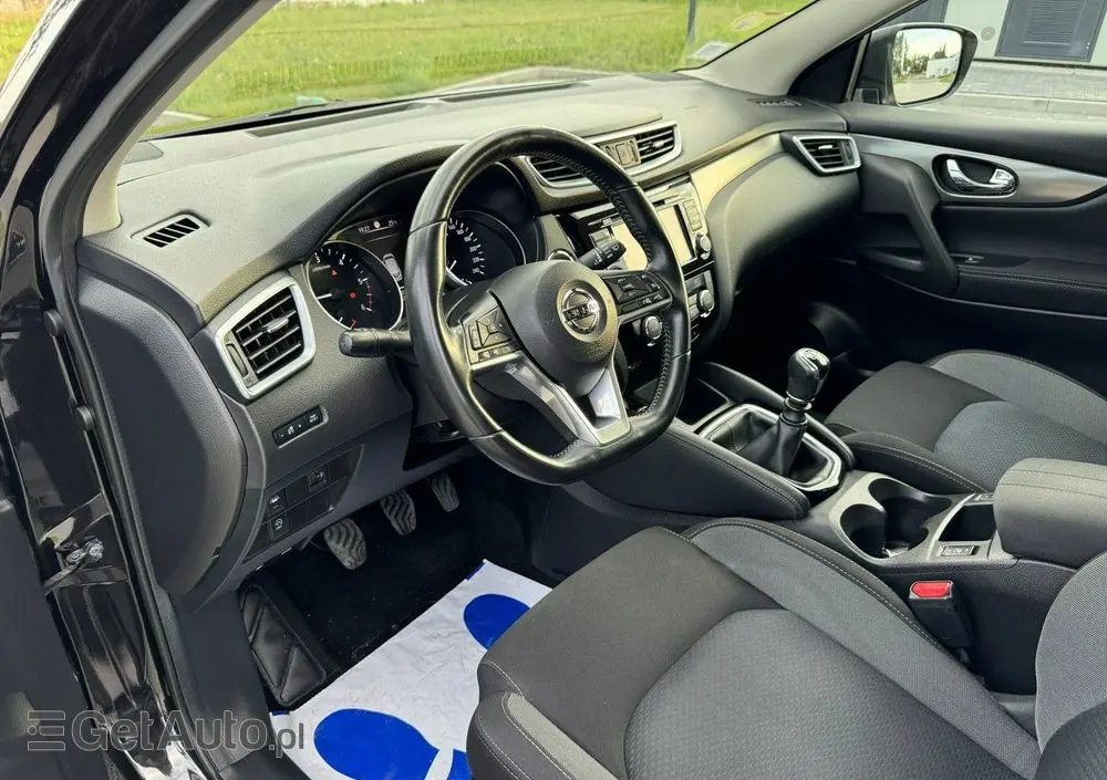 NISSAN Qashqai 1.5 dCi N-Connecta