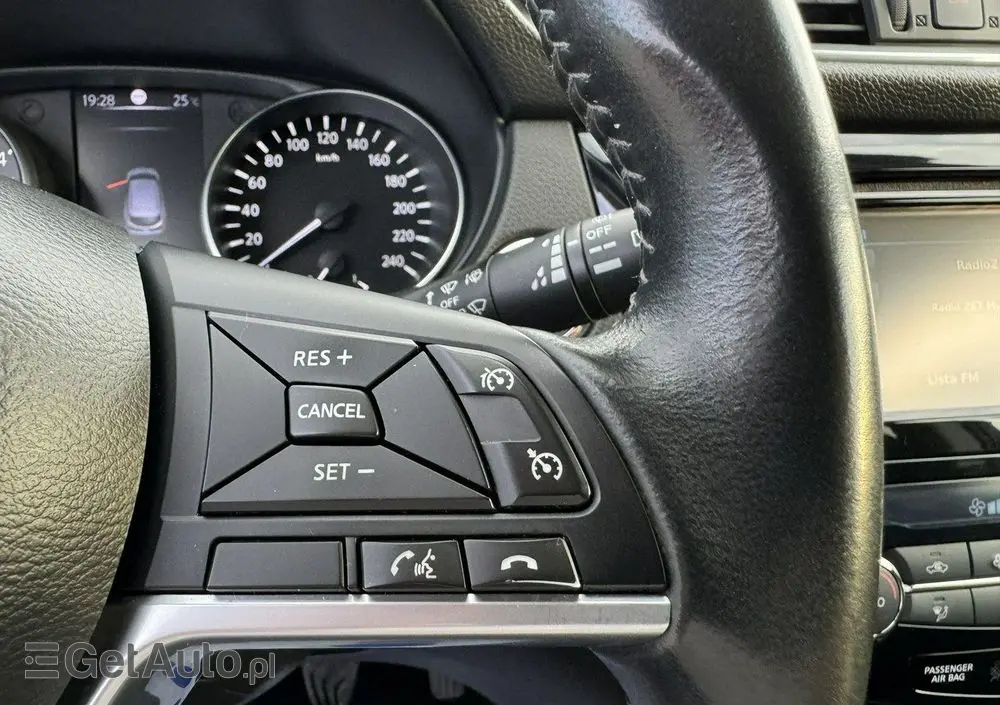 NISSAN Qashqai 1.5 dCi N-Connecta