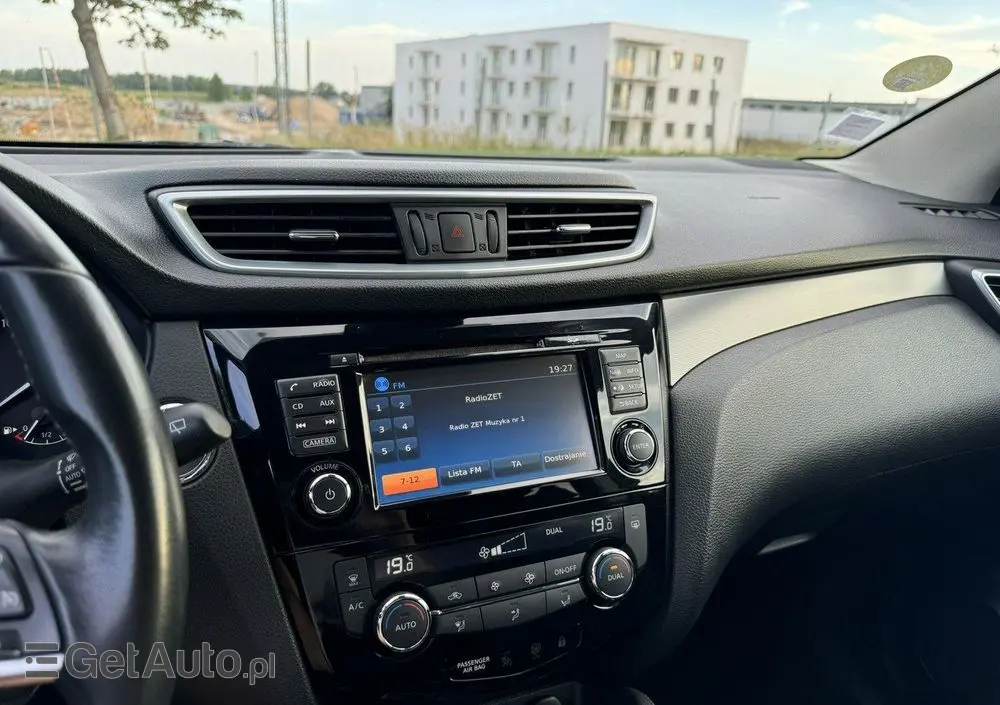 NISSAN Qashqai 1.5 dCi N-Connecta