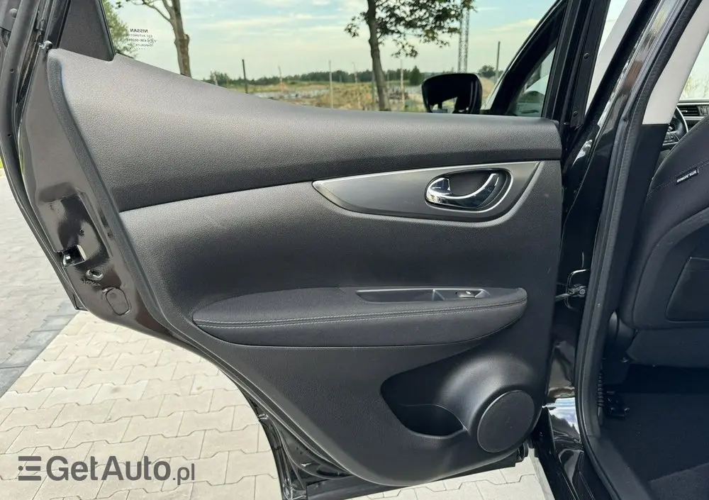 NISSAN Qashqai 1.5 dCi N-Connecta