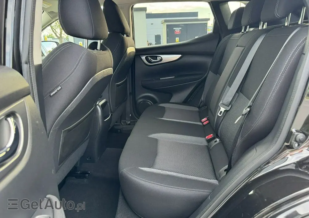 NISSAN Qashqai 1.5 dCi N-Connecta