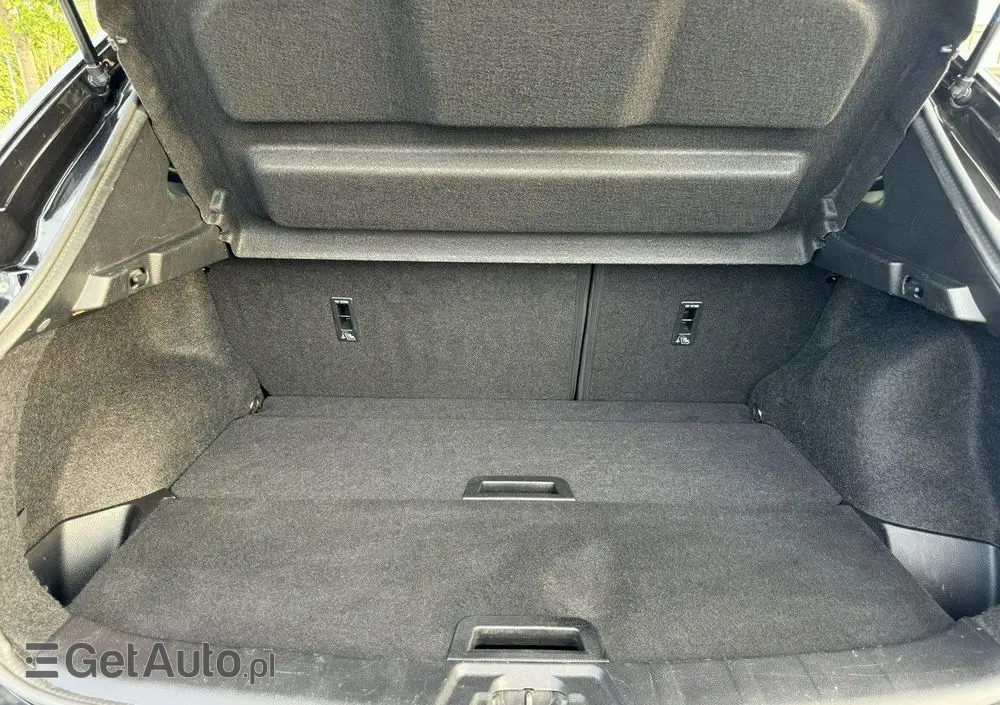 NISSAN Qashqai 1.5 dCi N-Connecta