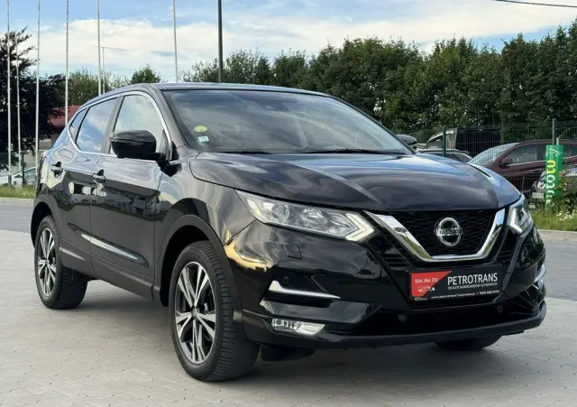 NISSAN Qashqai 1.5 dCi N-Connecta
