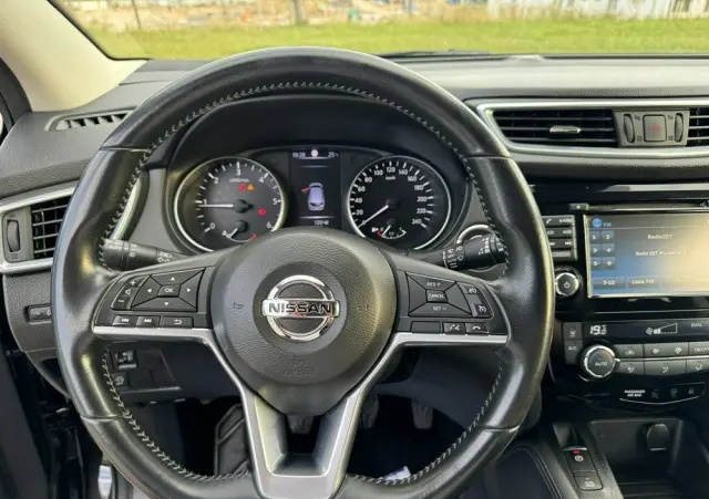 NISSAN Qashqai 1.5 dCi N-Connecta