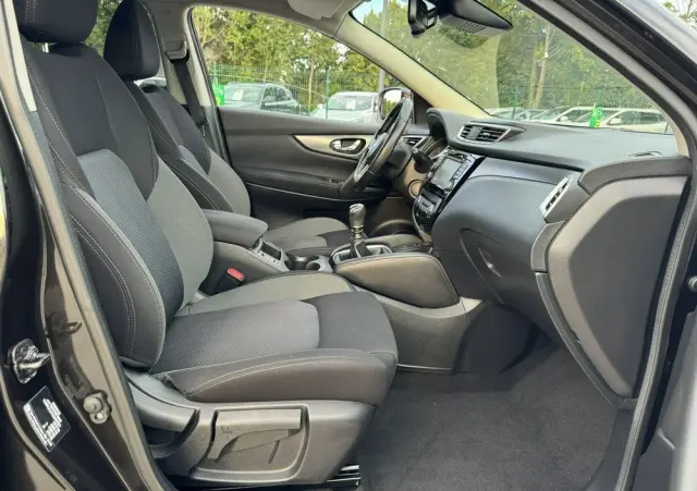 NISSAN Qashqai 1.5 dCi N-Connecta