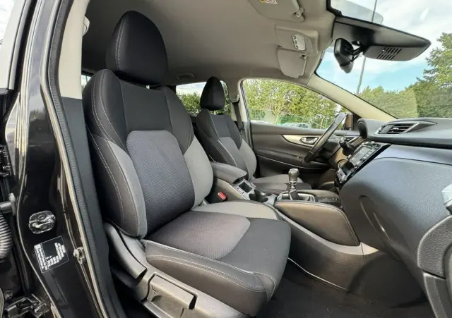 NISSAN Qashqai 1.5 dCi N-Connecta