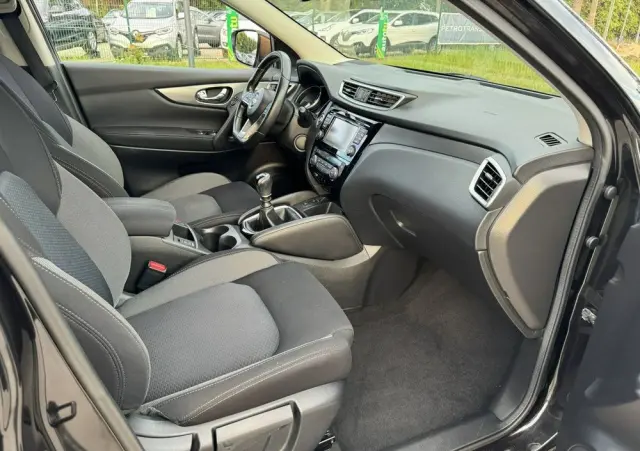 NISSAN Qashqai 1.5 dCi N-Connecta