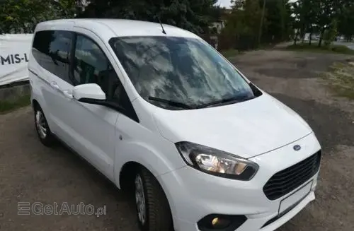 FORD Tourneo Courier 