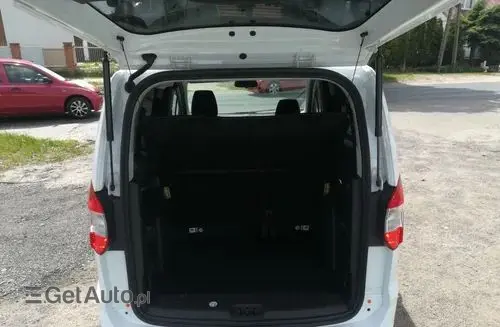 FORD Tourneo Courier 
