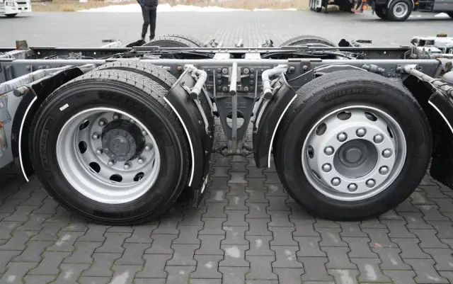 DAF XF 480 / BDF / 6X2 / ZESTAW TANDEM / SSC / KLIMATYZACJA POSTOJOWA / OŚ PODNOSZONA / WECON / MEGA 