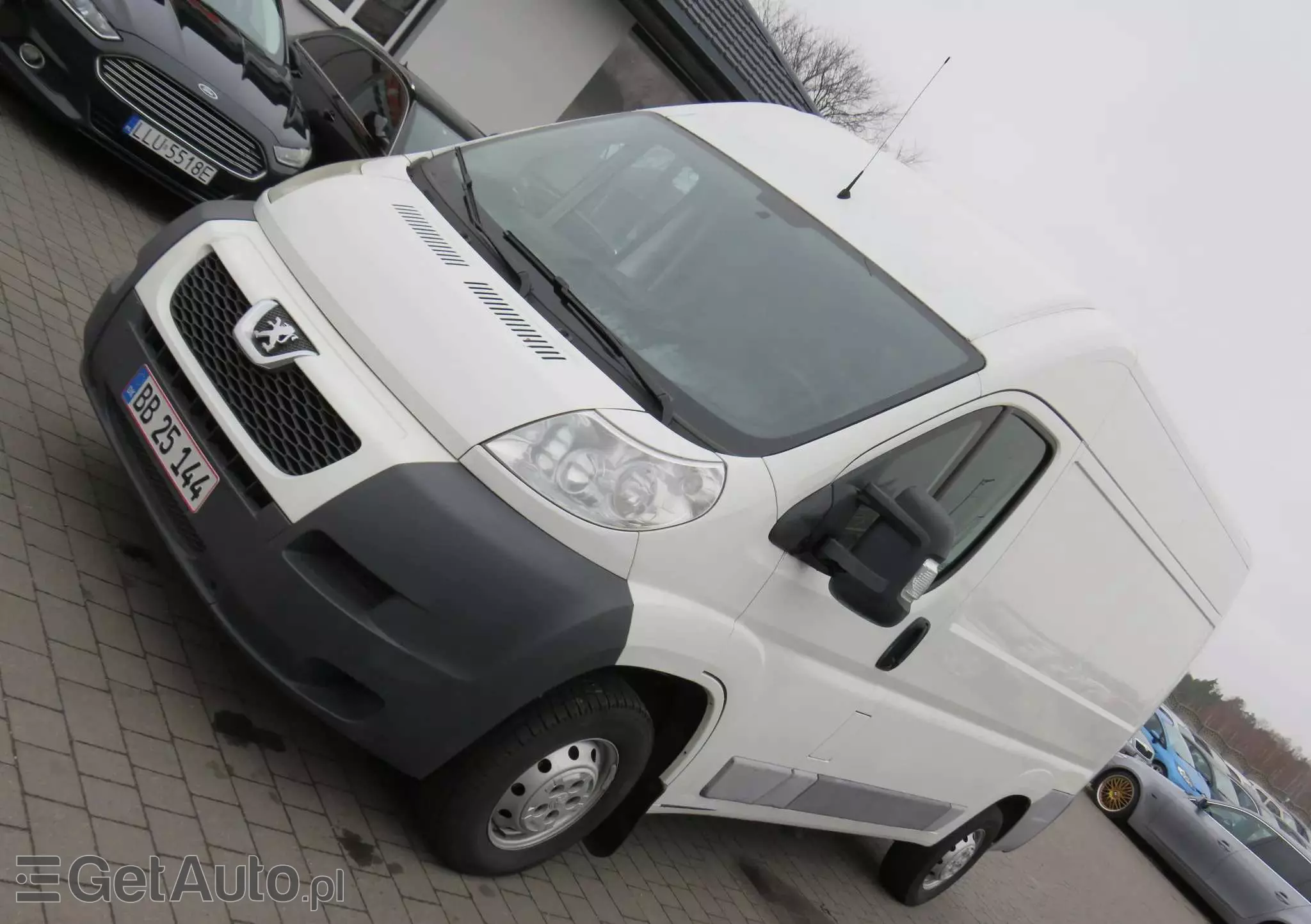 PEUGEOT Boxer L2H2 2.2HDI 130Ps 