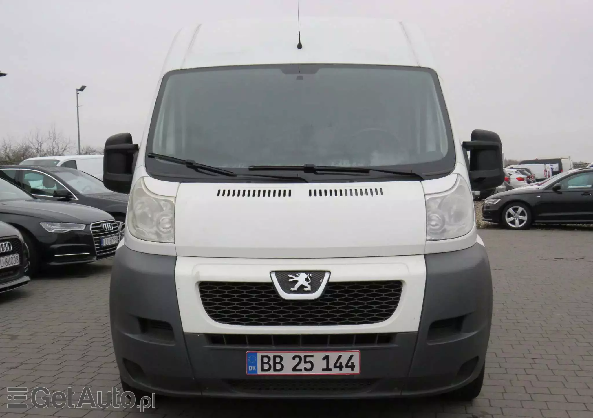 PEUGEOT Boxer L2H2 2.2HDI 130Ps 