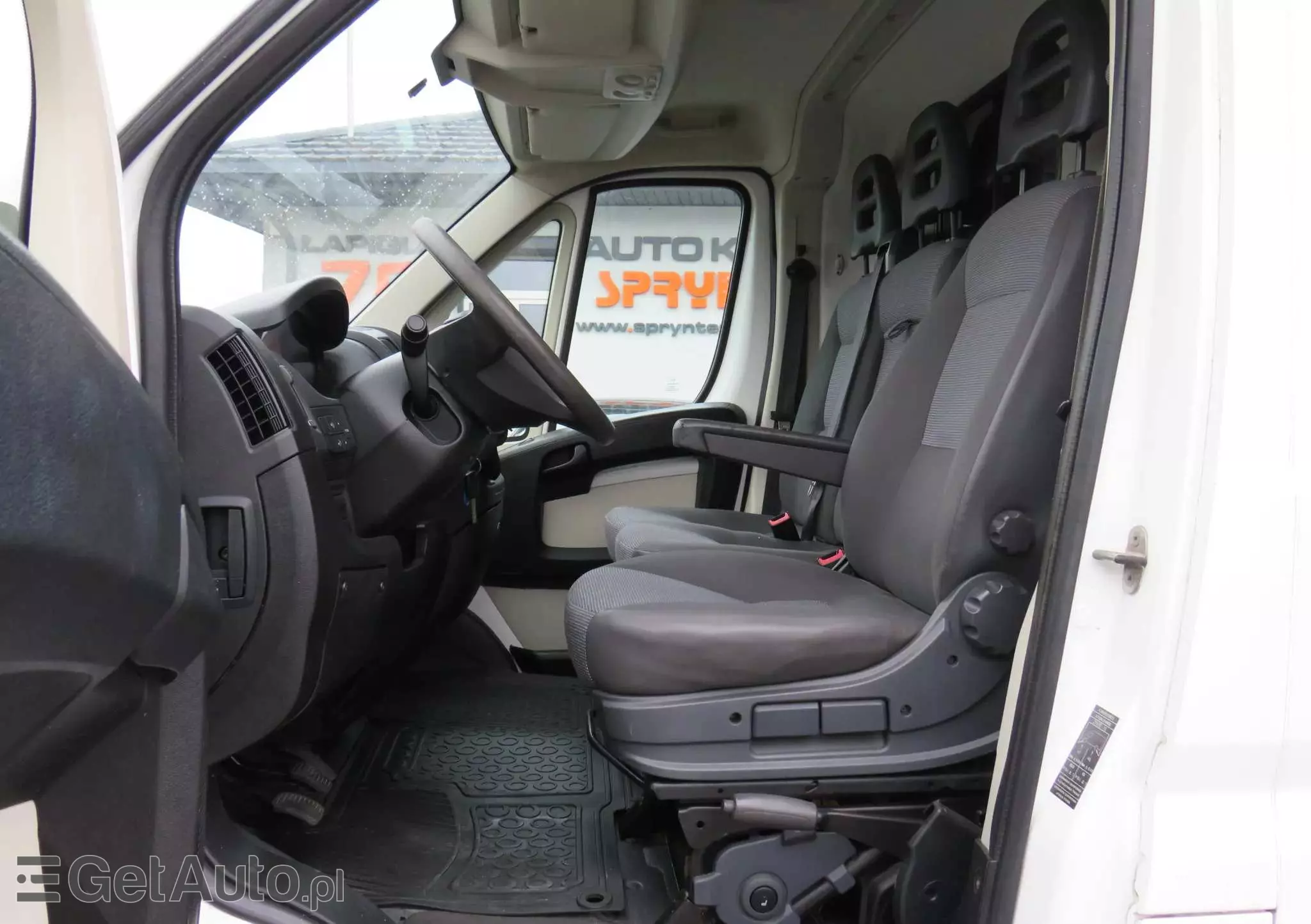 PEUGEOT Boxer L2H2 2.2HDI 130Ps 