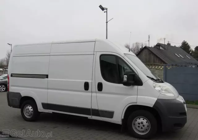 PEUGEOT Boxer L2H2 2.2HDI 130Ps 