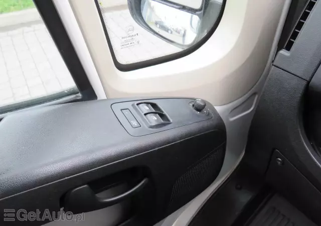 PEUGEOT Boxer L2H2 2.2HDI 130Ps 