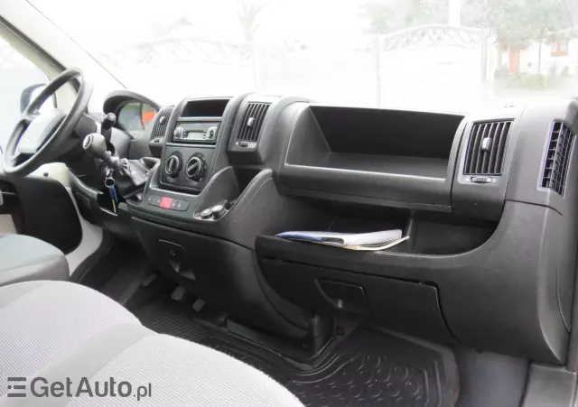 PEUGEOT Boxer L2H2 2.2HDI 130Ps 