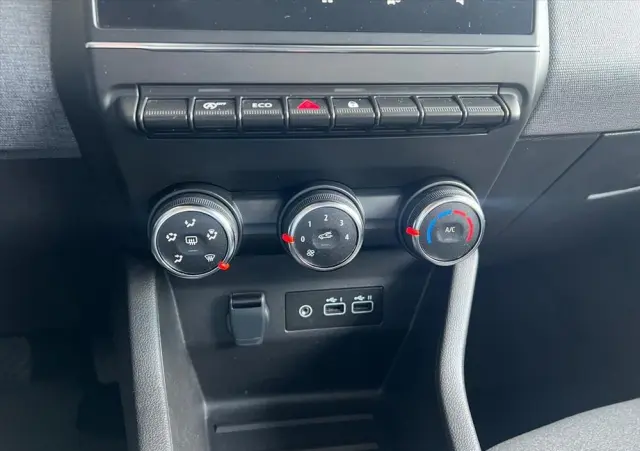 RENAULT Clio 1.0 TCe Evolution