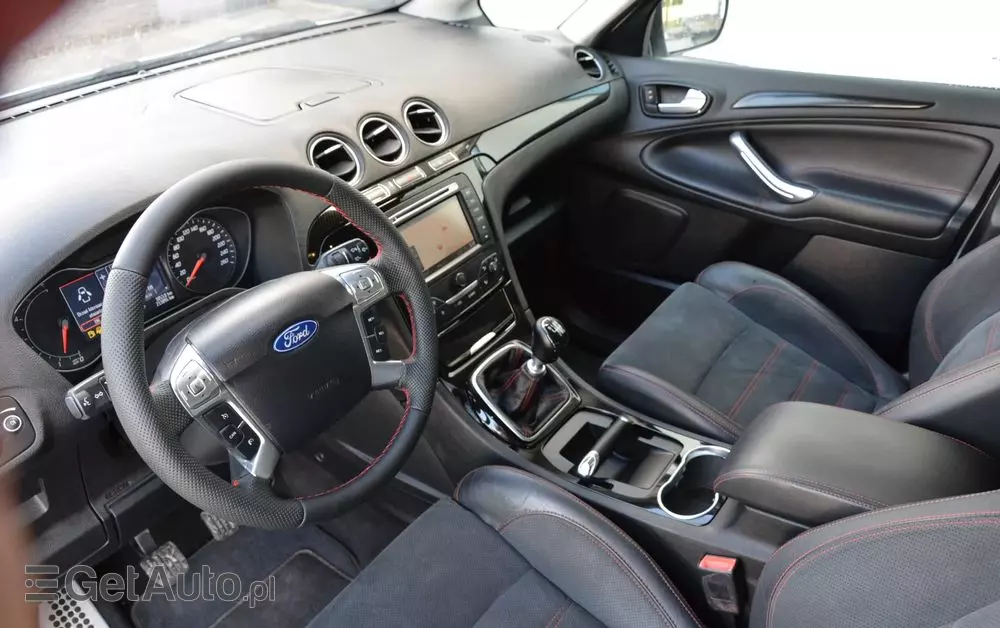 FORD S-Max 2.0 TDCi DPF Titanium X