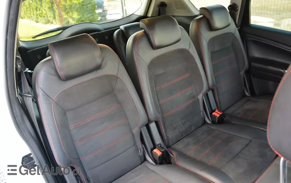 FORD S-Max 2.0 TDCi DPF Titanium X