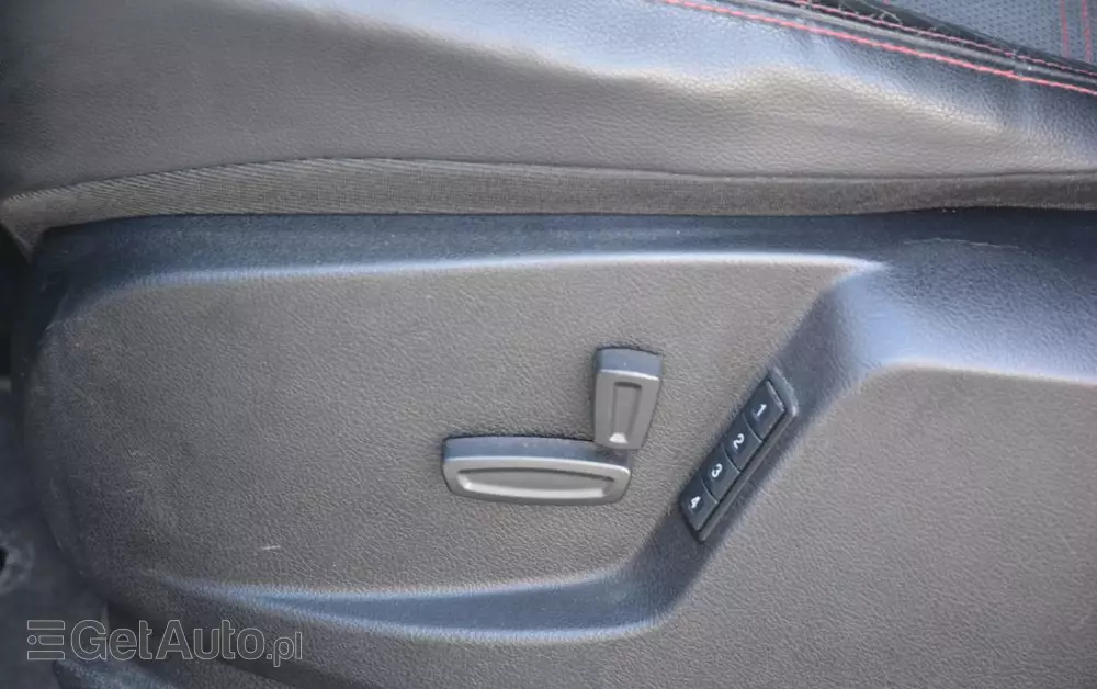 FORD S-Max 2.0 TDCi DPF Titanium X