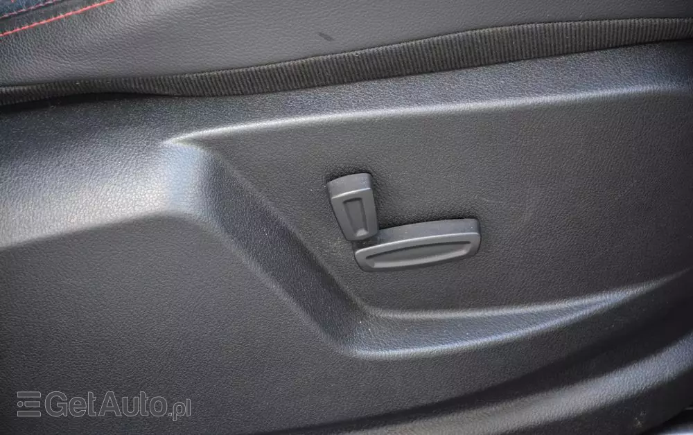 FORD S-Max 2.0 TDCi DPF Titanium X