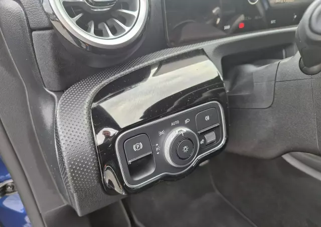 MERCEDES-BENZ Klasa A 