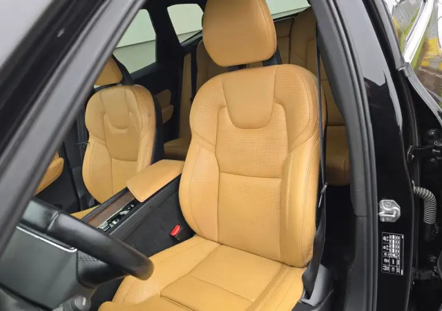 VOLVO XC 60 D4 SCR AWD Inscription