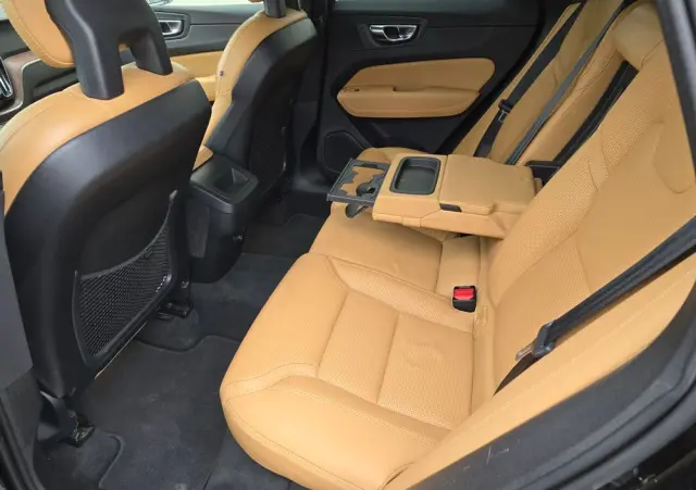 VOLVO XC 60 D4 SCR AWD Inscription