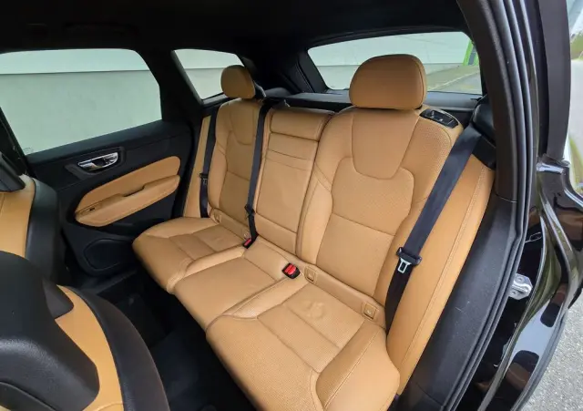 VOLVO XC 60 D4 SCR AWD Inscription